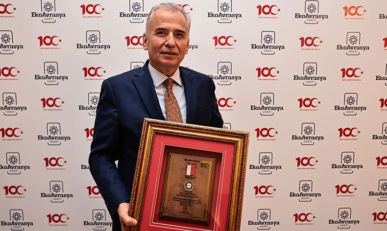 Avrasya Hizmet Ödülü, Başkan Zolan’ın oldu