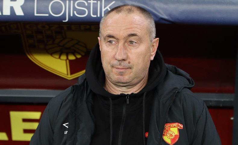 Göztepe Teknik Direktörü Stanimir Stoilov: “Oyun felsefemizi oluşturmaya çalışıyoruz”