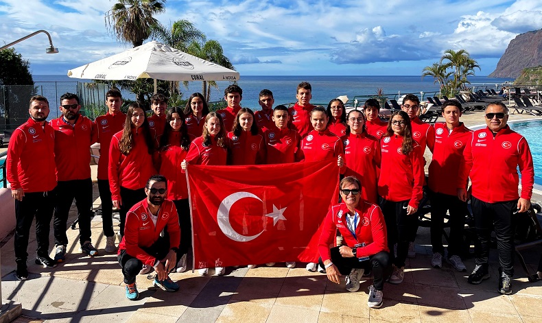 Antalyaspor’un milli yüzücüleri dünya sahnesinde