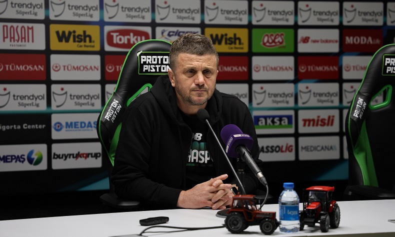 Konyaspor Teknik Direktörü Hakan Keleş: “Çok üzgün ve kızgınım”