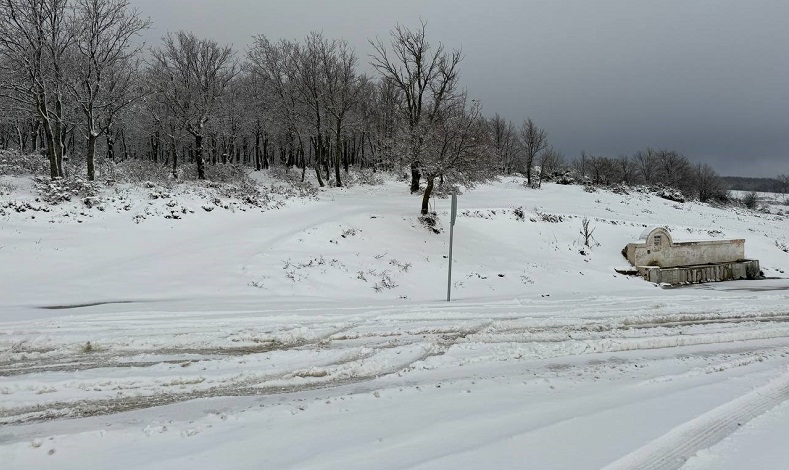 Tekirdağ’ın yüksek kesimleri karla kaplandı