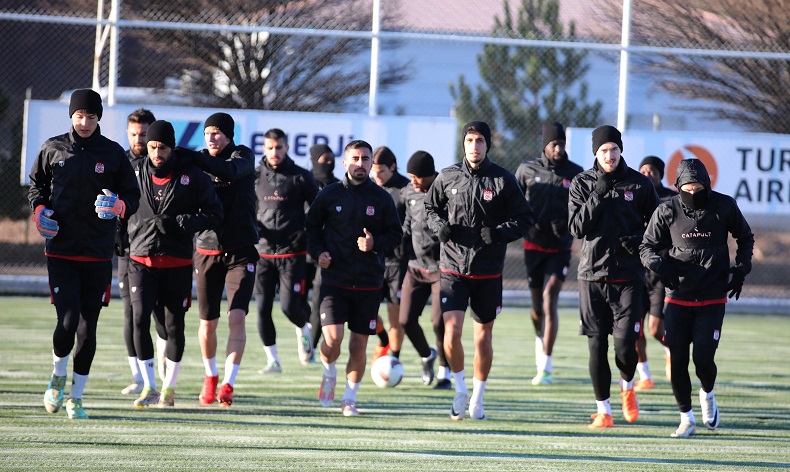 Sivasspor, Başakşehir maçına hazır