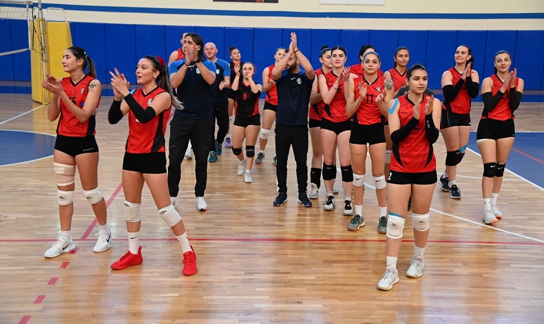Manavgat’ın sultanları zirveye yerleşti