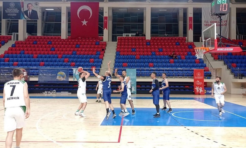 Veteran Basketbol Turnuvası Sona Erdi