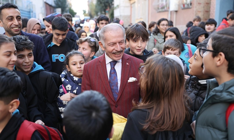 Bayrampaşa’da en büyük yatırım okullara
