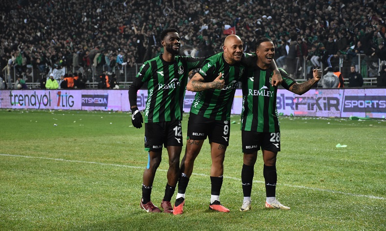 Sakaryaspor, şampiyonluk hedefine emin adımlarla ilerliyor