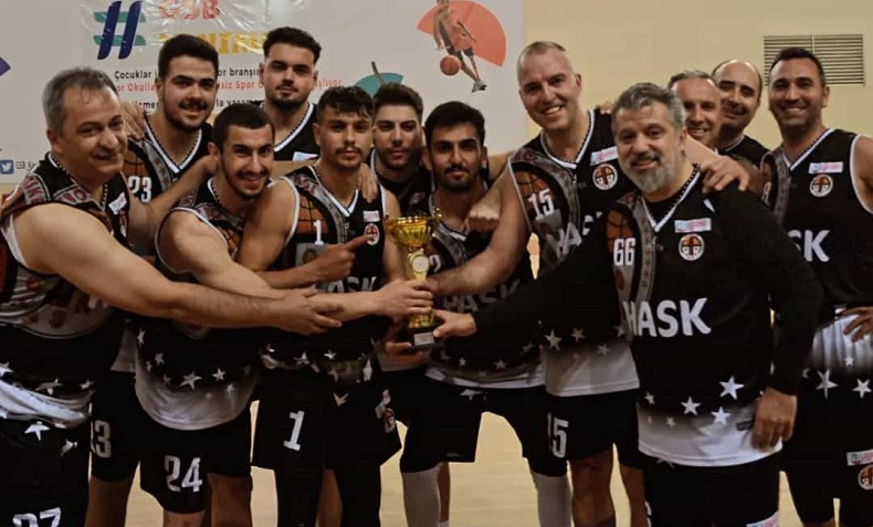 Kayseri Büyük Erkekler Basketbolda Şampiyon Hasketbol SK