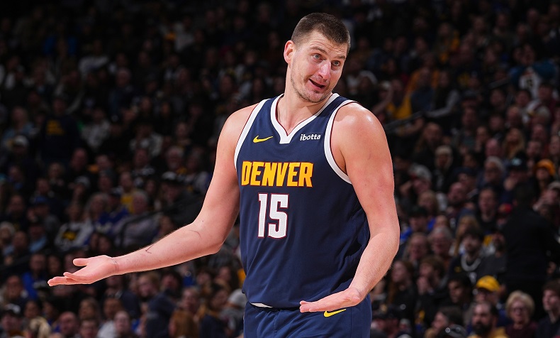 NBA’de Nikola Jokic’in tarihe geçtiği maçta Nuggets, Grizzlies’ı farklı yendi