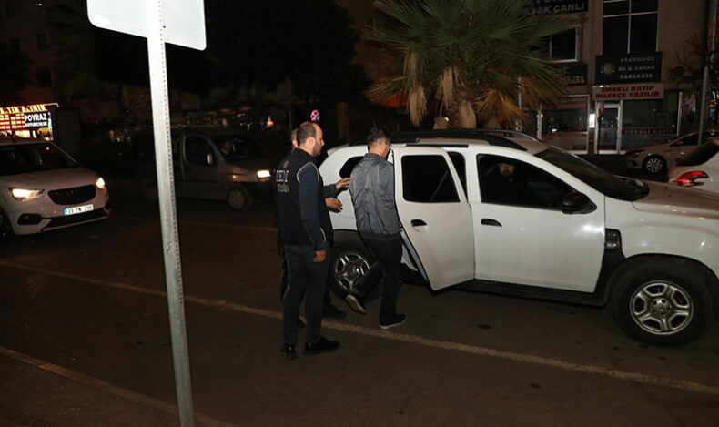 Aranan FETÖ’cü Mersin’de yakalandı