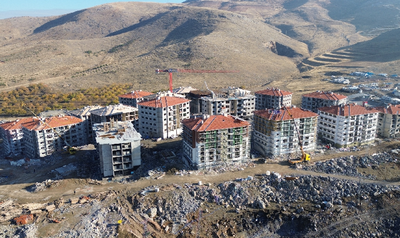 Malatya’da TOKİ konutları yükseliyor