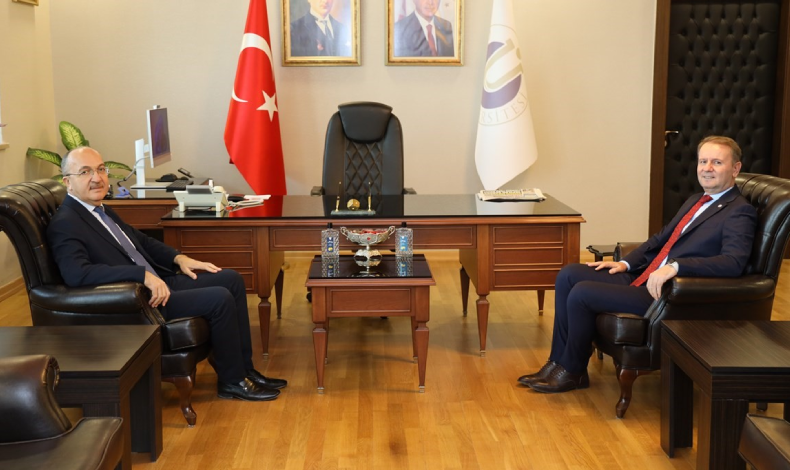 Rektör Baş, Rektör Zeybek ile buluştu