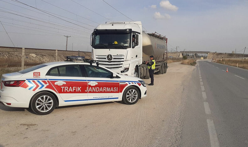 Trafik denetimlerinde 333 araca 495 bin TL ceza yazıldı