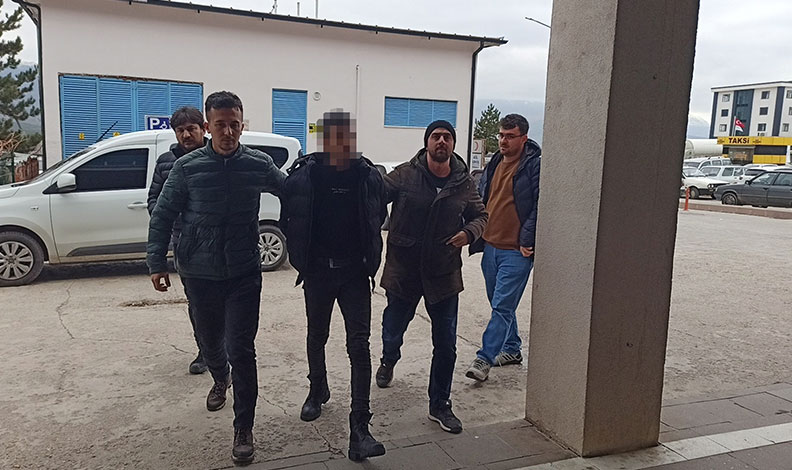Konya’da uyuşturucu ticaretinden aranan şahıs yakalandı