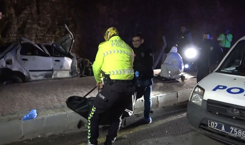 Antalya’da otomobil takla attı: 2 ölü, 2 yaralı