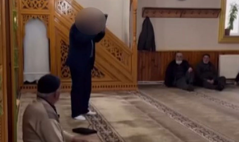 Kuran-ı Kerim’e ayağıyla basan kişiye ev hapsi