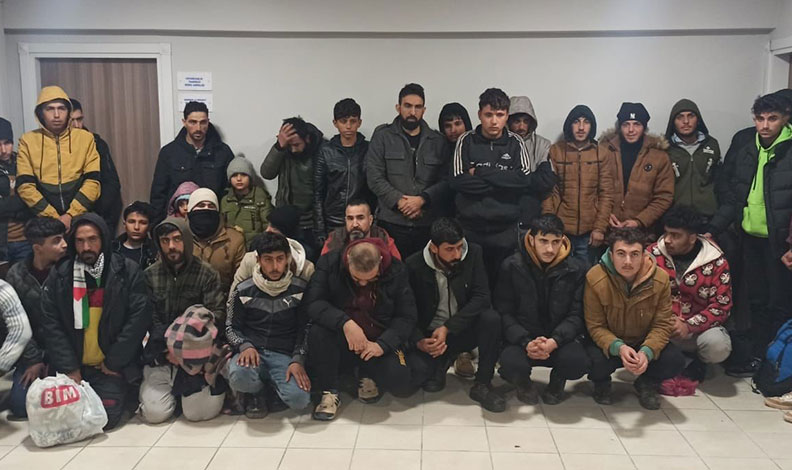 Bursa’da 45 kaçak göçmen ve 2 organizatör yakalandı