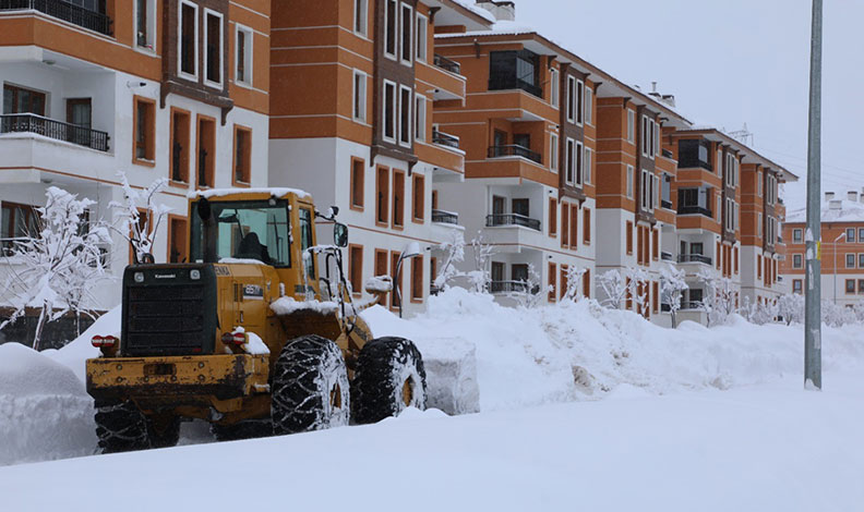 Bitlis’te 213 köy yolu ulaşıma açıldı
