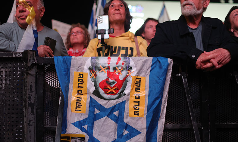 İsrail’de Netanyahu hükümetini tepkiler artıyor
