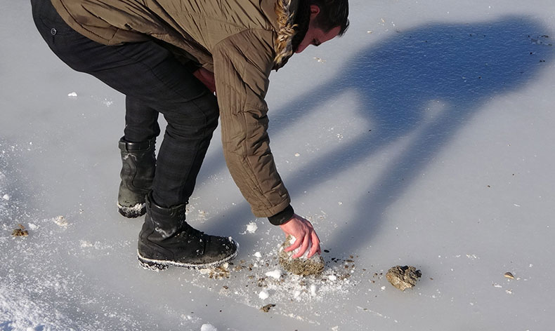 Bitlis’te göletler dondu