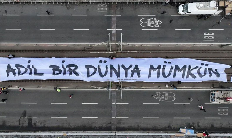 Şehitler ve Gazze için yürüdüler