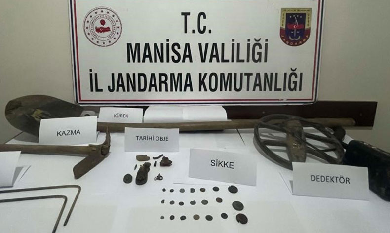 Manisa’da definecilere operasyon