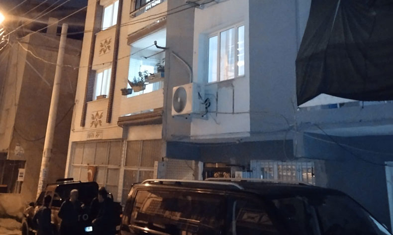 Babasını öldürüp kaçtı, cinayeti telefonla ihbar etti