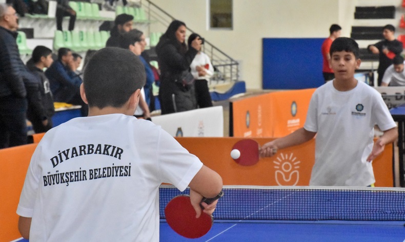 DBB, masa tenisi turnuvası düzenledi