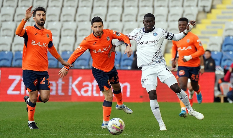 Başakşehir ile Adana Demirspor 5. randevuda