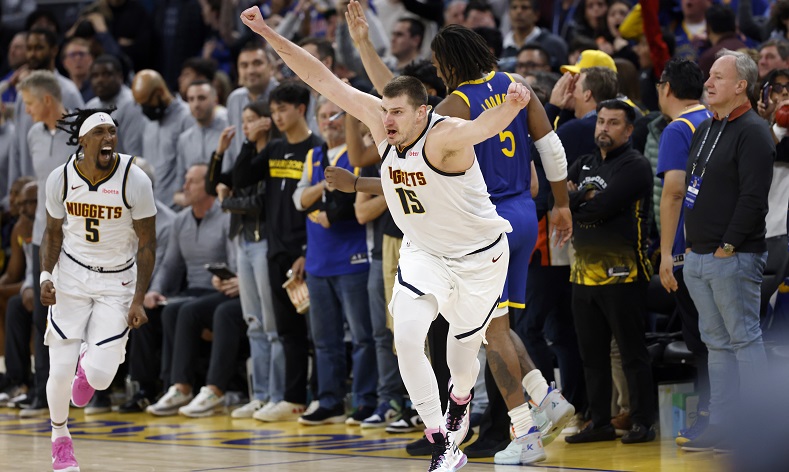 NBA’de Denver Nuggets, Nikola Jokic’in son saniye basketiyle kazandı