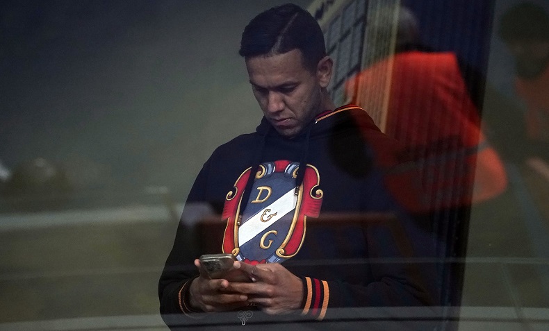 Josef de Souza, Başakşehir-Adana Demirspor maçını tribünden takip etti