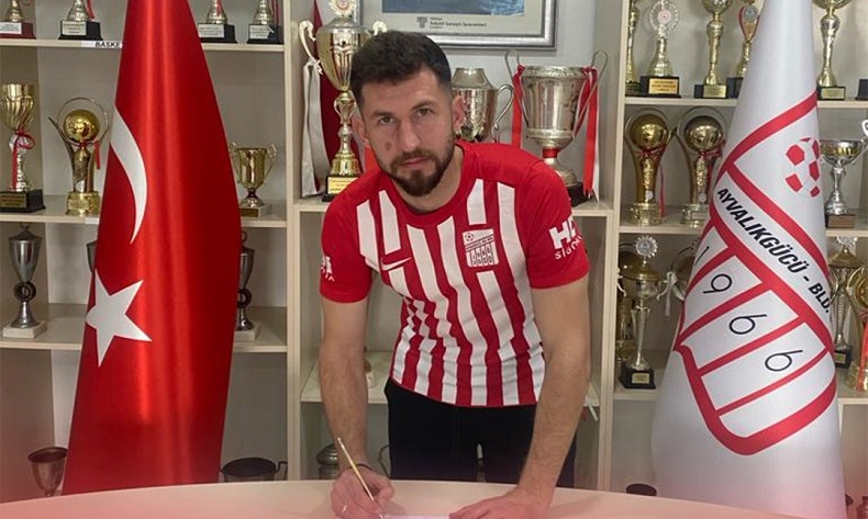 Akın Arıcan Ayvalıkgücü Belediyespor’da