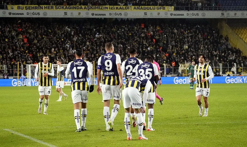 Fenerbahçe, 12 günde İstanbul’da 4 maça çıkacak