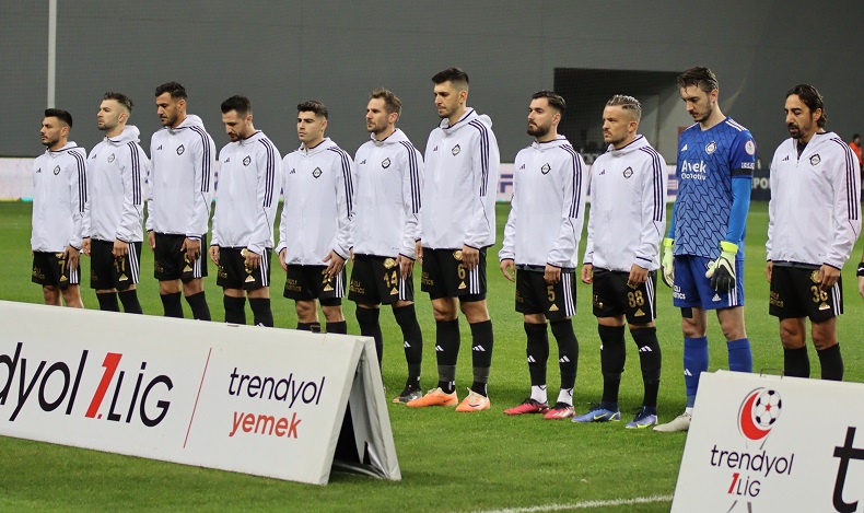 Altaylı futbolculardan ortak bildiri
