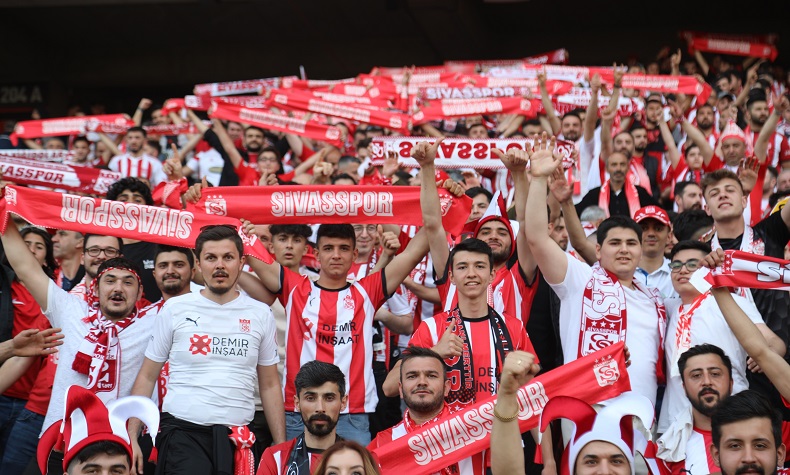 Sivasspor’dan kombinelere yüzde 50 indirim