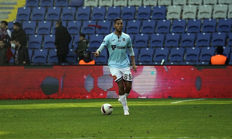 Josef de Souza, Başakşehir formasıyla ilk maçına çıktı