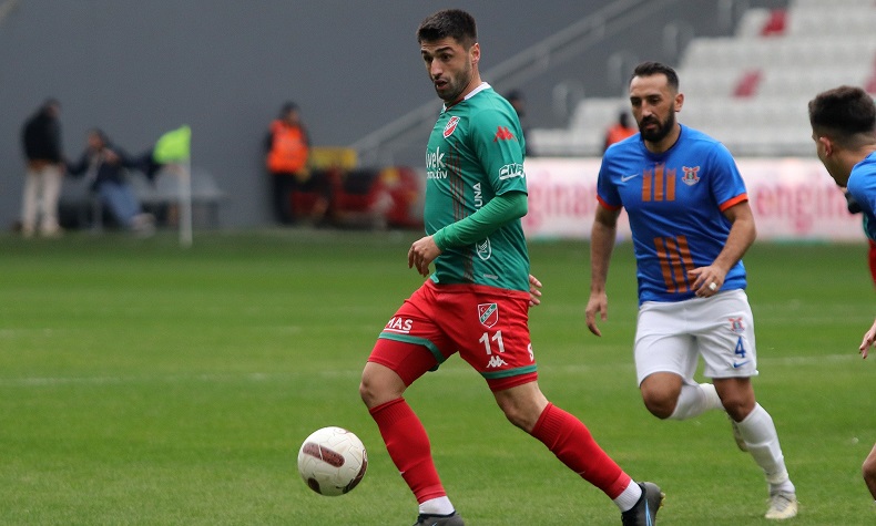 Karşıyakalı Yasin Ozan gol krallığında zirvede
