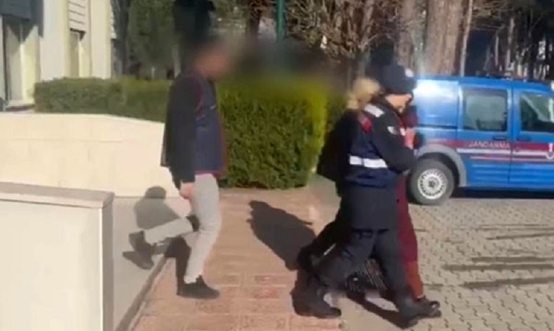 41 ayrı suç kaydı bulunan kadın jandarma ekipleri tarafından yakalandı