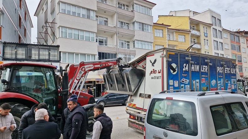 Çorum’da bir acayip trafik kazası