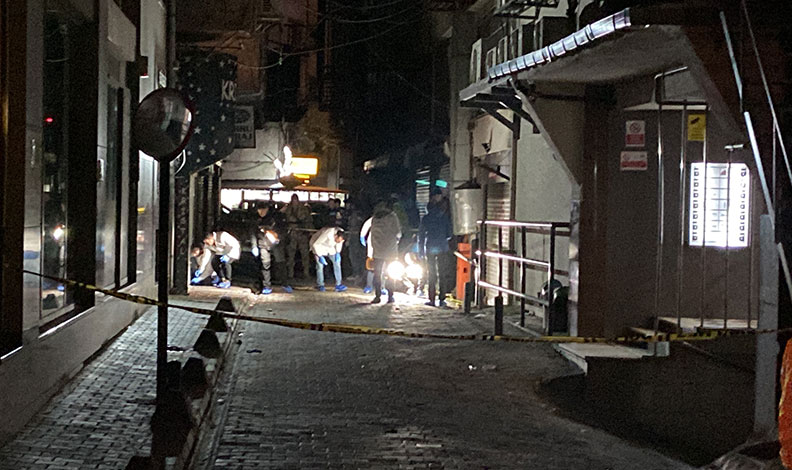 Gece kulübünde silahlı çatışma: 2’si polis 5 yaralı
