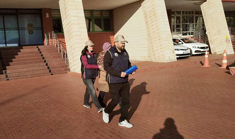 Isparta’da FETÖ’den aranan ihraç ebe yakalandı