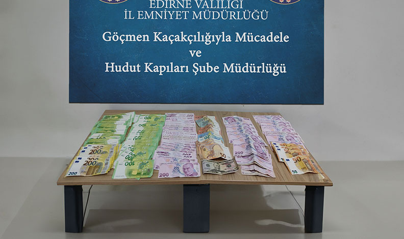 Göçmen kaçakçılarında 625 bin TL değerinde para yakalandı
