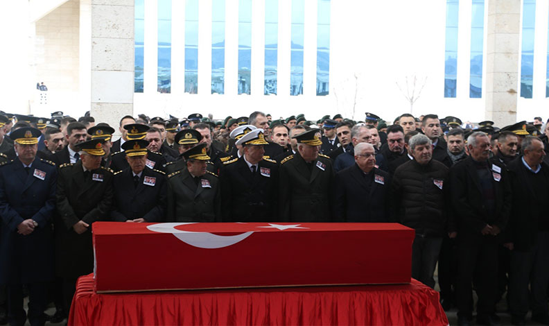 Şehit pilotlar Ankara’da son yolculuğuna uğurlandı