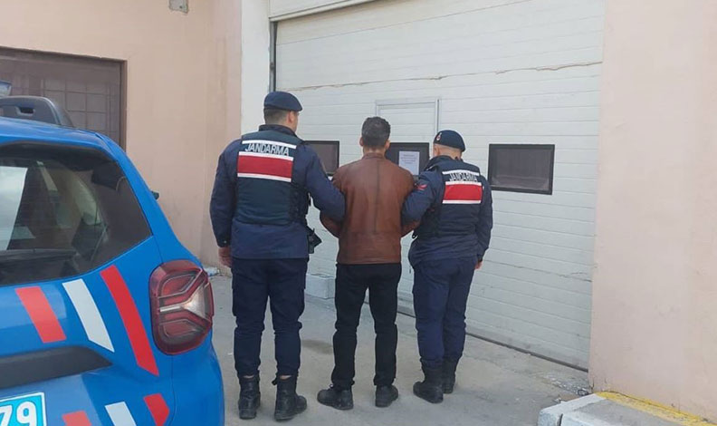 Gaziantep’te 8 düzensiz göçmen organizatörü yakalandı
