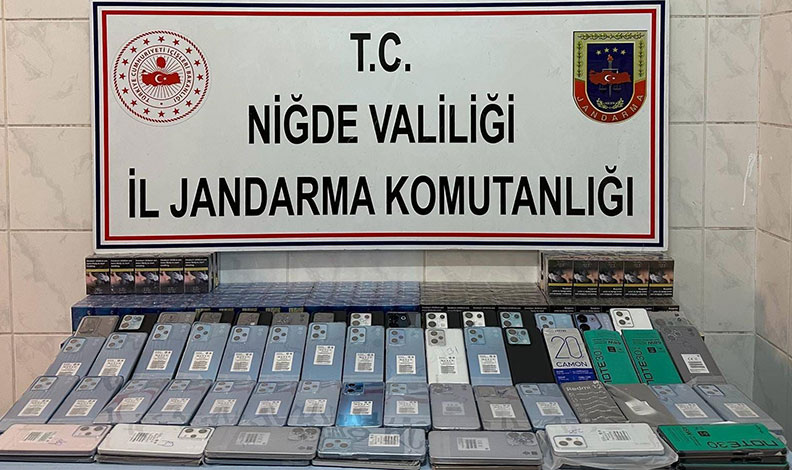 Niğde’de 78 adet kaçak cep telefonu yakalandı