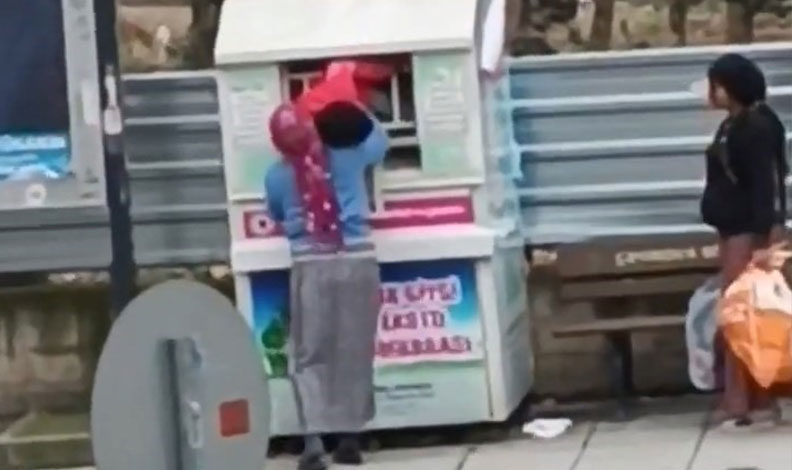 Giysi kumbarasından çocuk çıktı