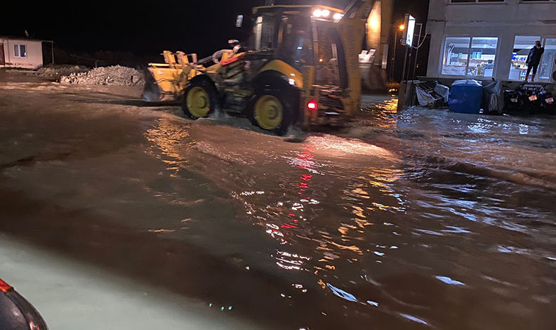 Hatay’da caddeler göle döndü