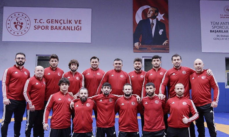 Alperen Berber, Grekoromen Güreş Milli Takımı’na seçildi