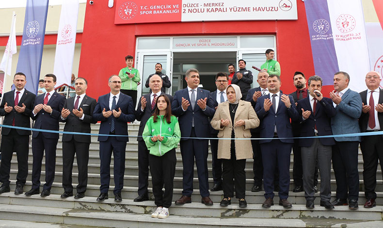 Düzce’ye ikinci yüzme havuzu