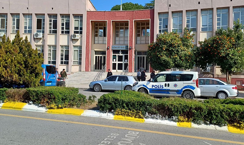 Yaşından fazla suç kaydı var