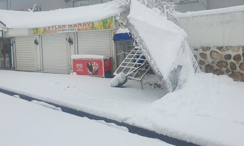 132 yerleşim yerinin yolu ulaşıma kapandı